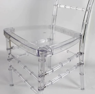 Crystal Clear Resin Chiavari Chair